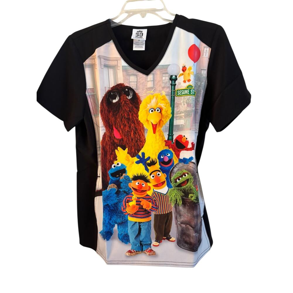 Sesame Street Tooniforms Licensed V Neck Scrub Top Women’s Small NWT